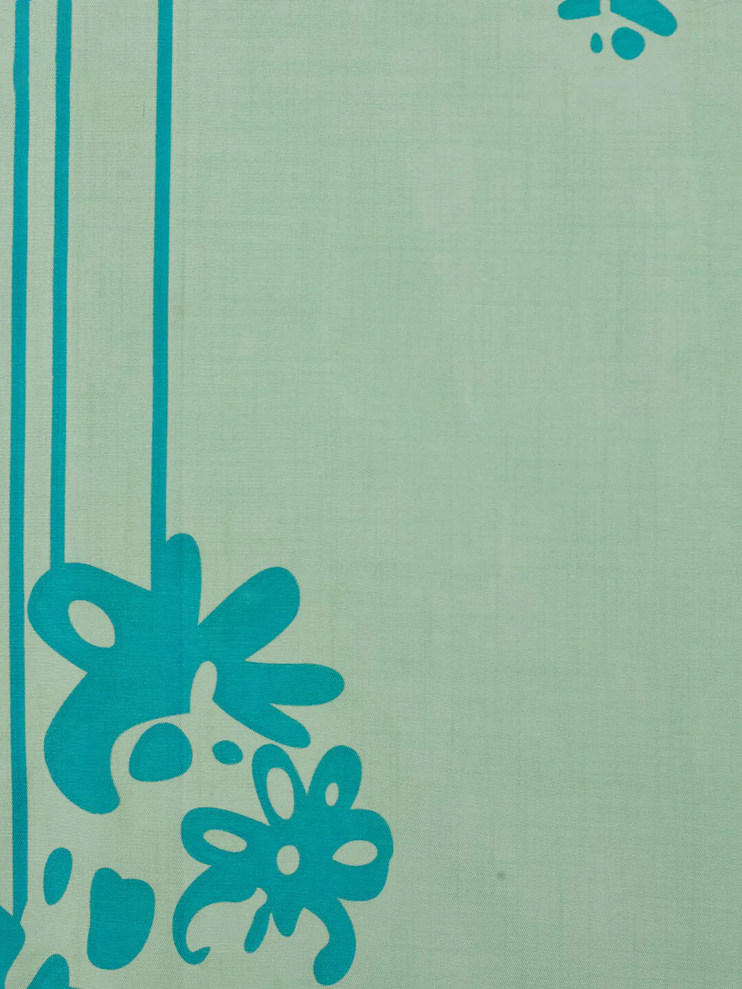 120 GSM Polyester Queen Bed 1 Bedsheet with 2 Pillow Covers (Dazzle) - Image 6