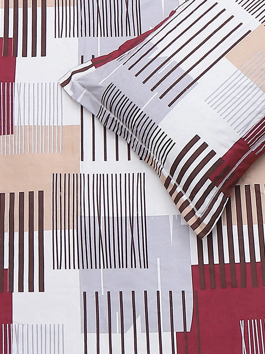 120 GSM Polyester Queen Size 1 Bedsheet with 2 Pillow Covers (Occasion) - Image 5