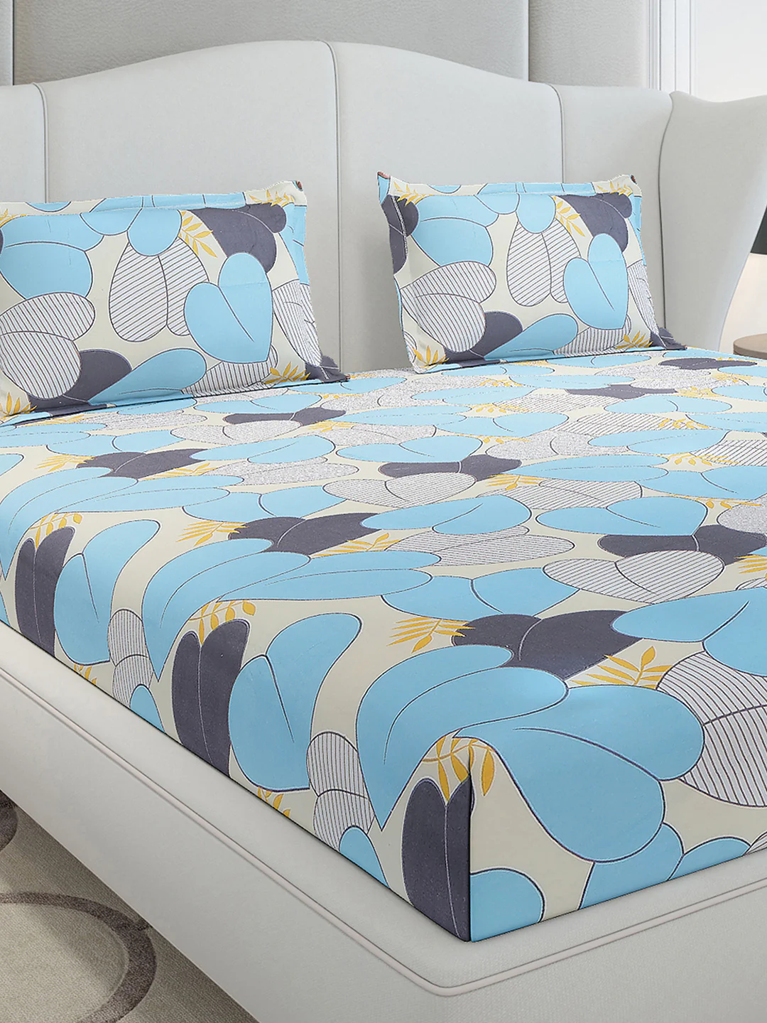 120 GSM Polyester Queen Size 1 Bedsheet with 2 Pillow Covers (Occasion) - Image 4