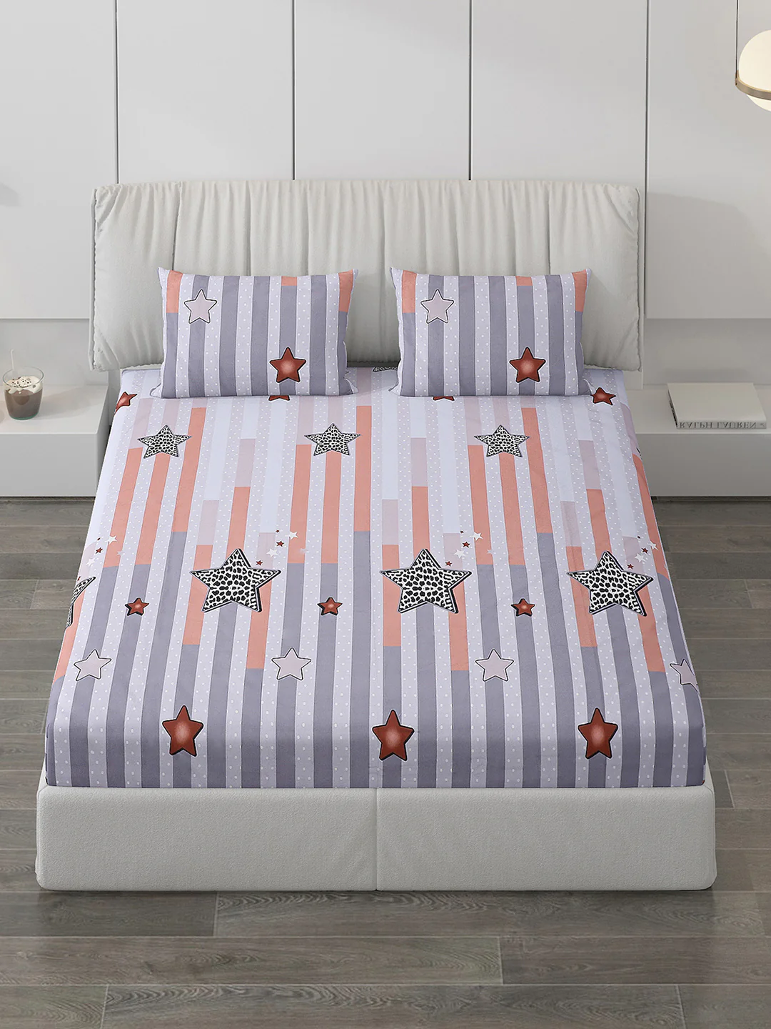 130 GSM Polyester Double Bed Bedsheet with 2 Pillow Covers - Image 2