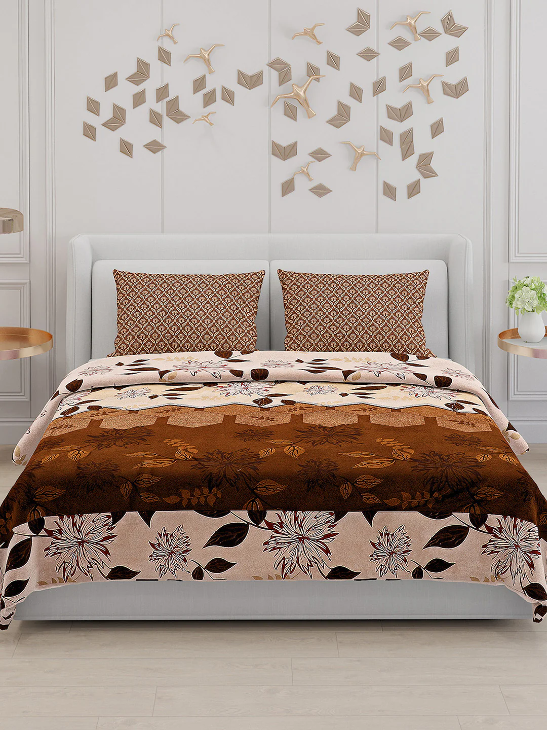130 GSM Polyester Double Bed Bedsheet with 2 Pillow Covers - Image 3