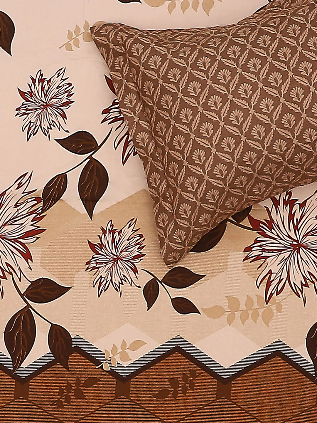 130 GSM Polyester Double Bed Bedsheet with 2 Pillow Covers - Image 6