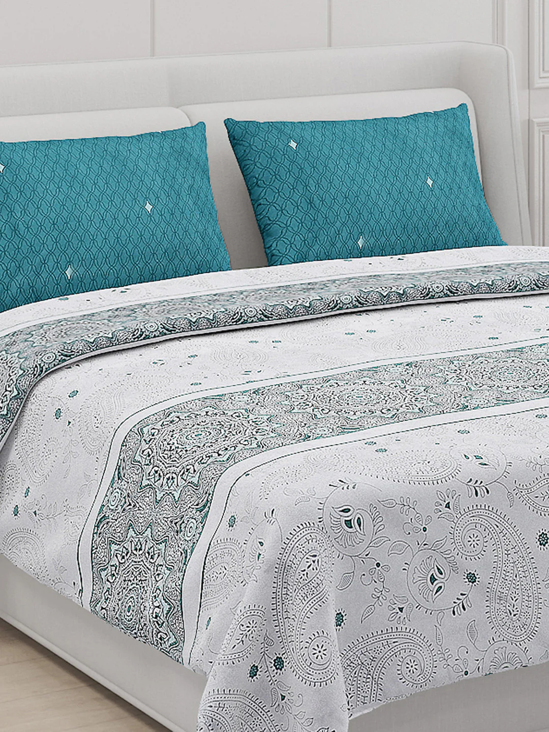 130 GSM Polyester Double Bed Bedsheet with 2 Pillow Covers - Image 5