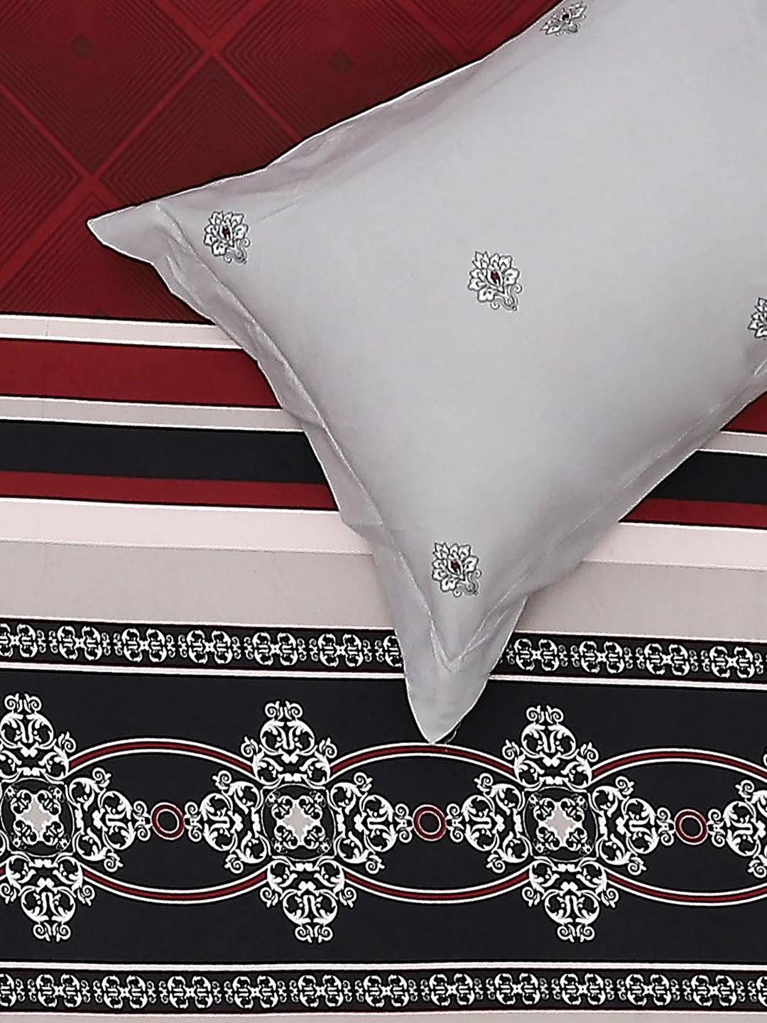 130 GSM Polyester Double Bed Bedsheet with 2 Pillow Covers - Image 6