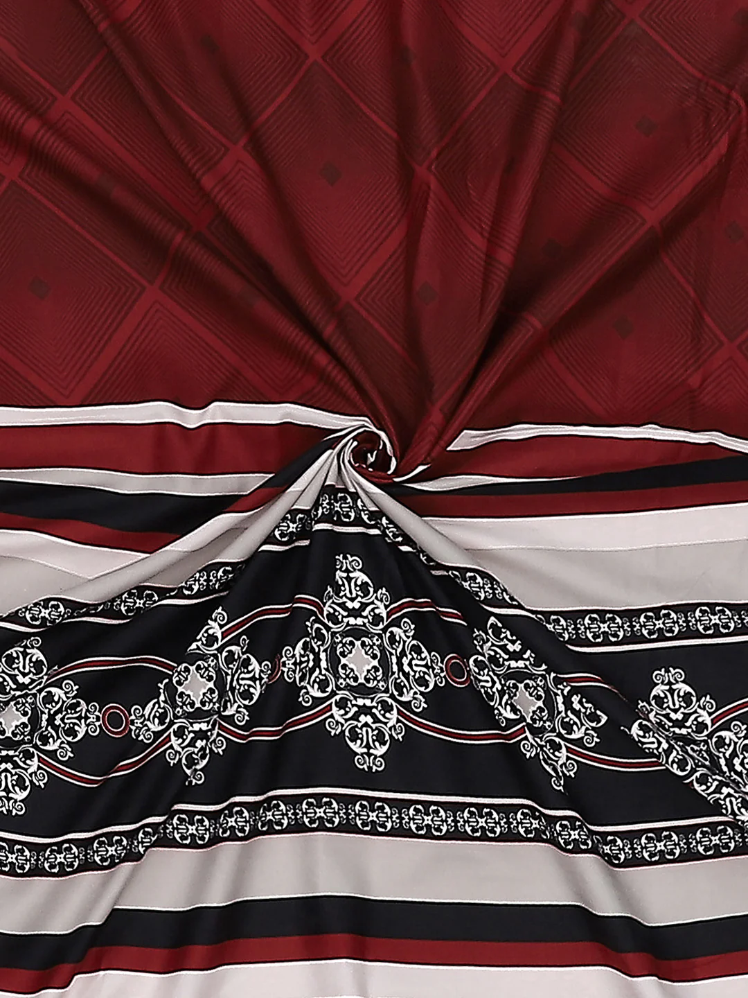 130 GSM Polyester Double Bed Bedsheet with 2 Pillow Covers - Image 9