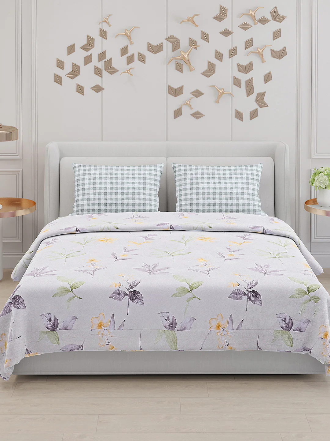 130 GSM Polyester Double Bed Bedsheet with 2 Pillow Covers - Image 3