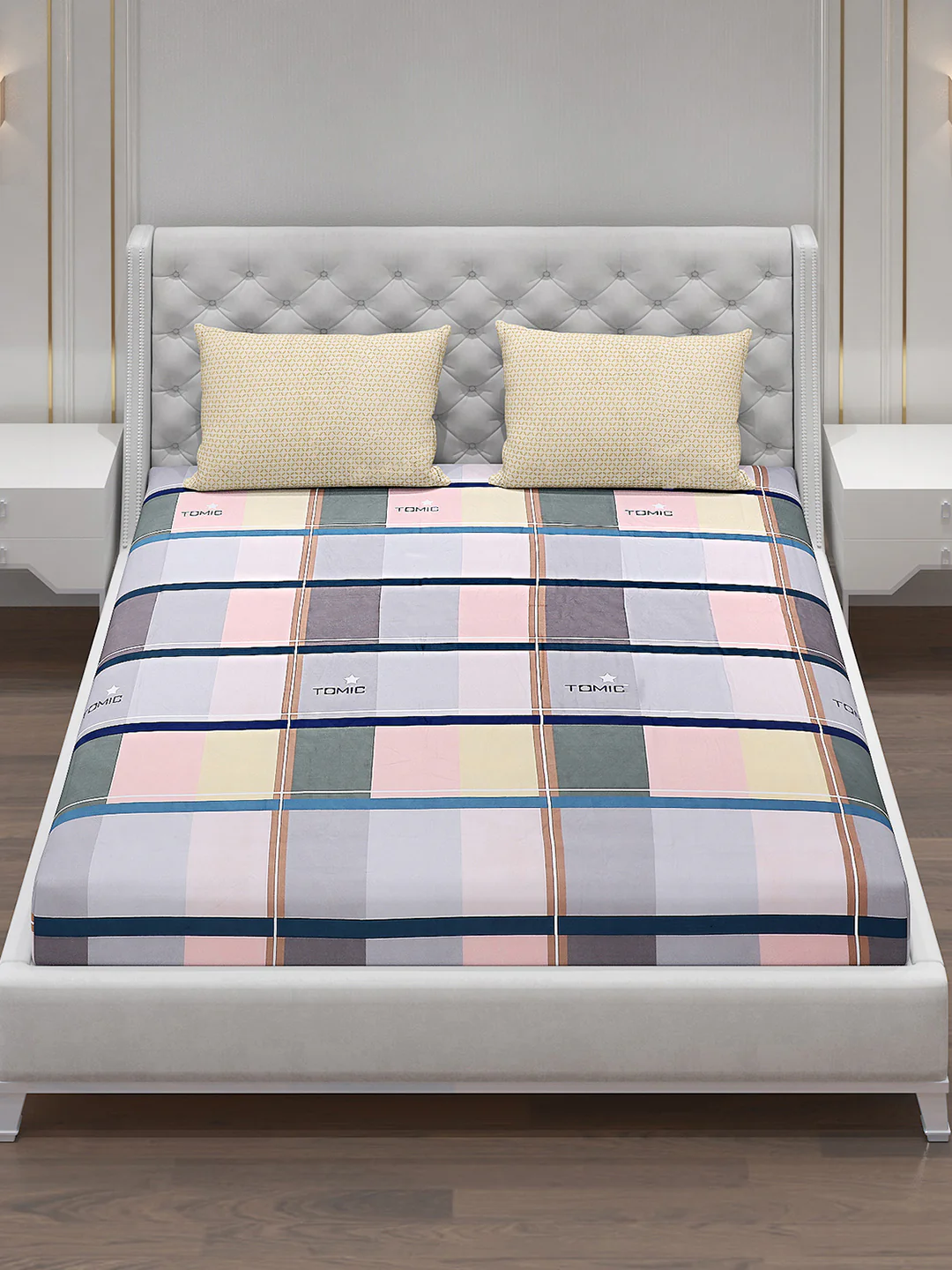 130 GSM Polyester Double Bed Bedsheet with 2 Pillow Covers - Image 2