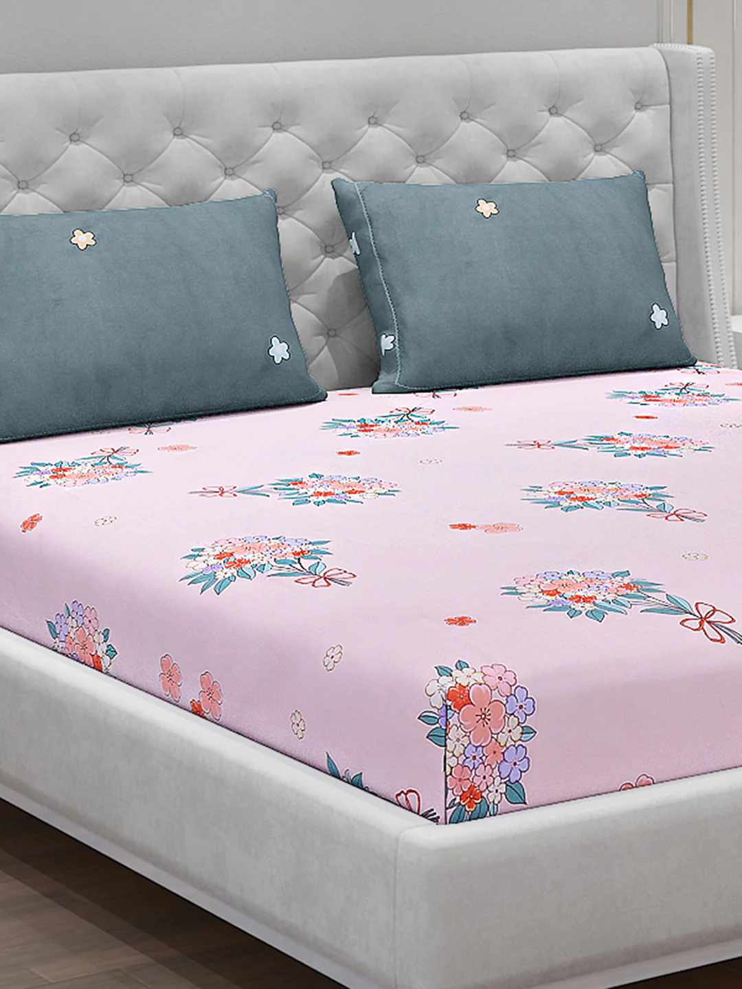 130 GSM Polyester Double Bed Bedsheet with 2 Pillow Covers - Image 5
