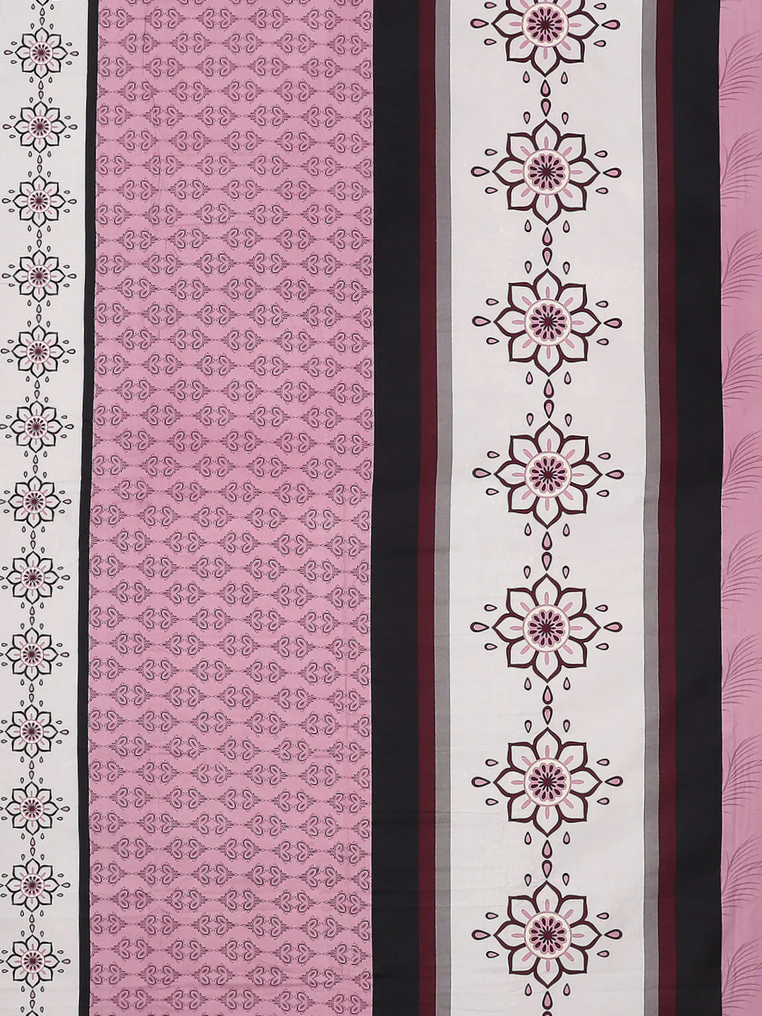 130 GSM Polyester Double Bed Bedsheet with 2 Pillow Covers - Image 7