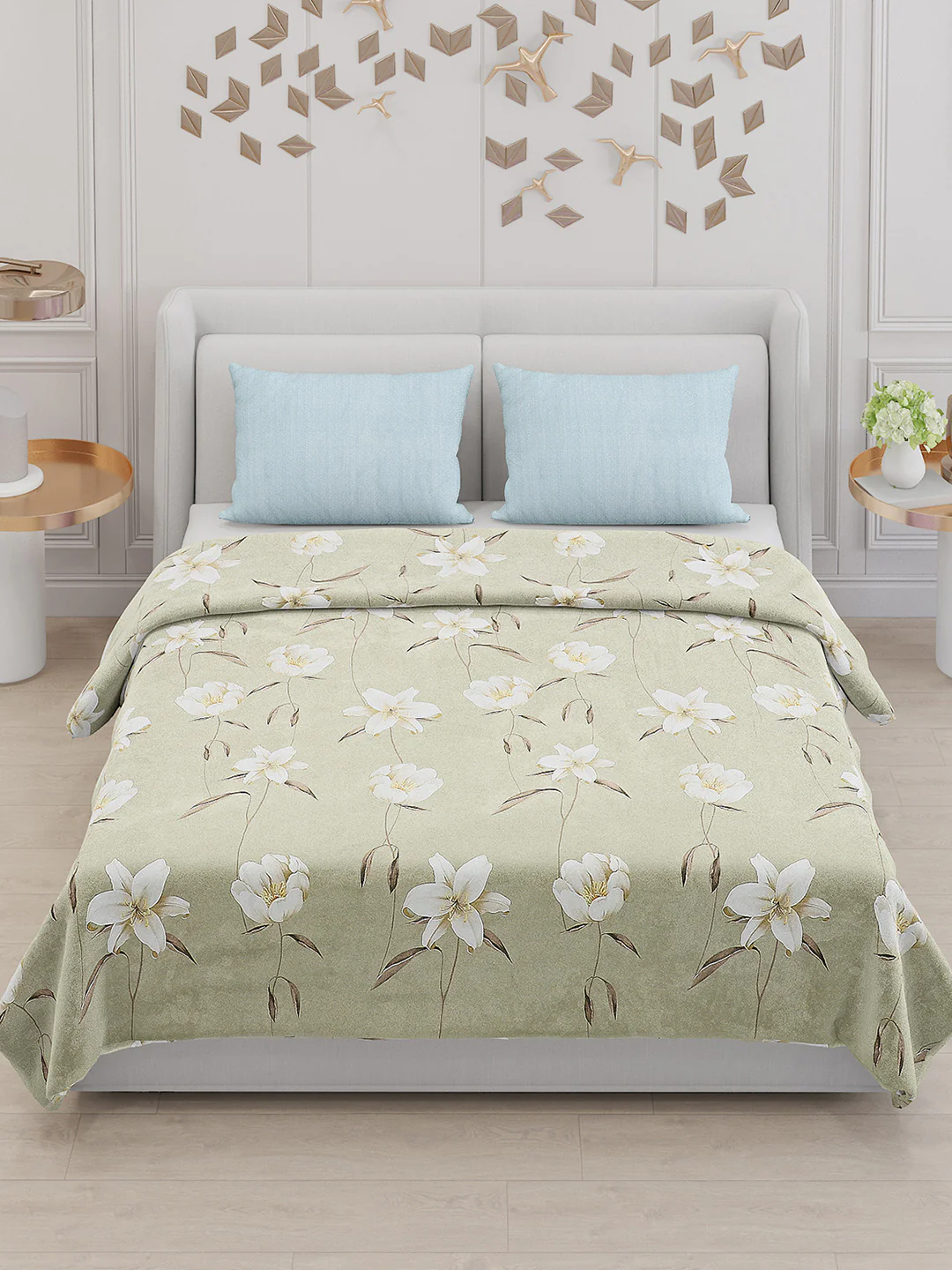 130 GSM Polyester Double Bed Bedsheet with 2 Pillow Covers - Image 2