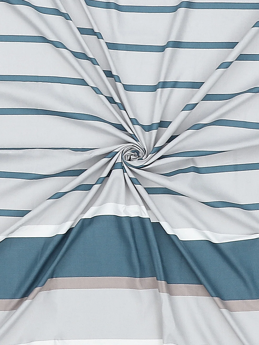 130 GSM Polyester Double Bed Bedsheet with 2 Pillow Covers - Image 9