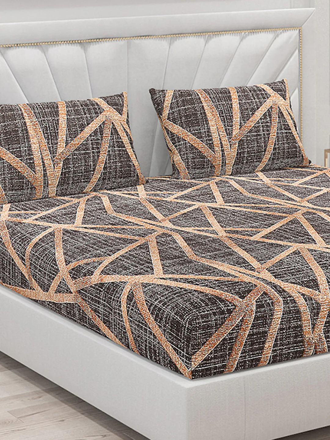 130 GSM Polyester Double Bed Bedsheet with 2 Pillow Covers - Image 5