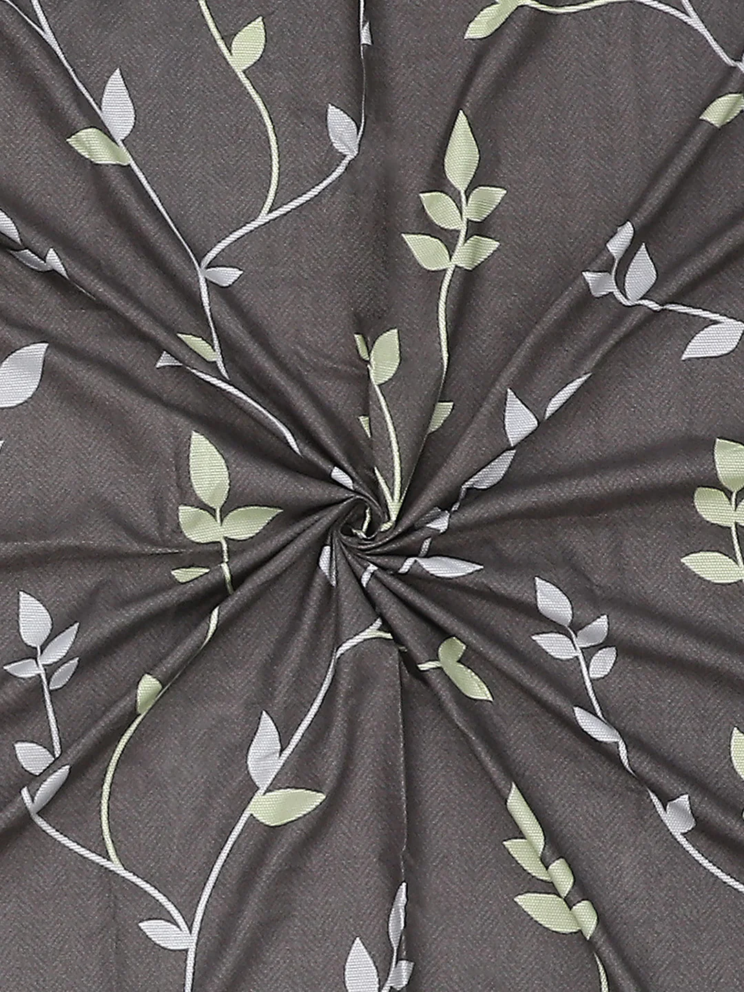 130 GSM Polyester Double Bed Bedsheet with 2 Pillow Covers - Image 9