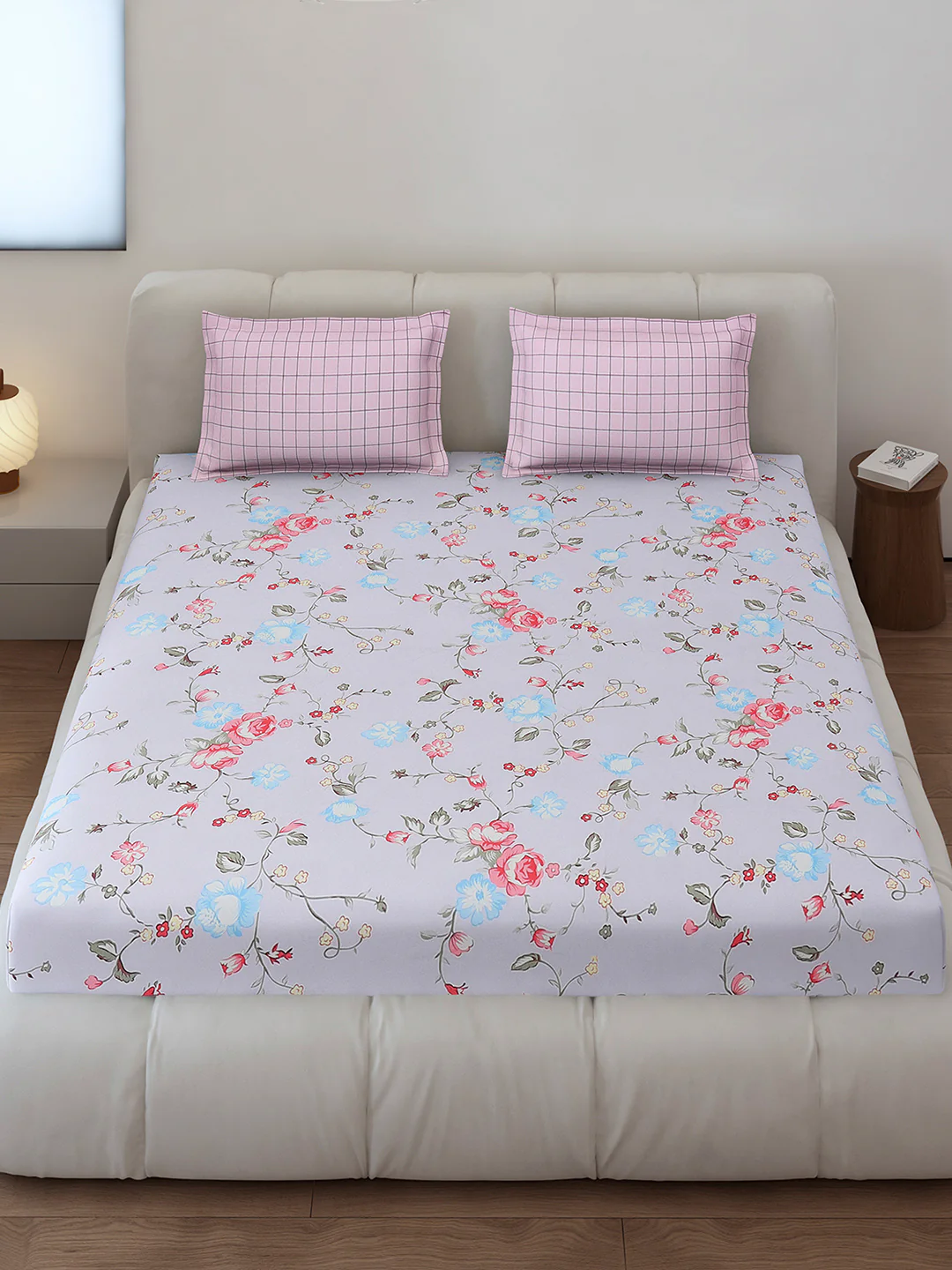 130 GSM Polyester King Size 1 Bedsheet with 2 Pillow Covers (Edmond) - Image 3