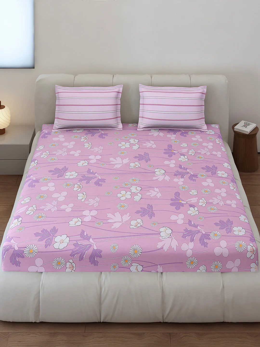 130 GSM Polyester King Size 1 Bedsheet with 2 Pillow Covers (Edmond) - Image 2