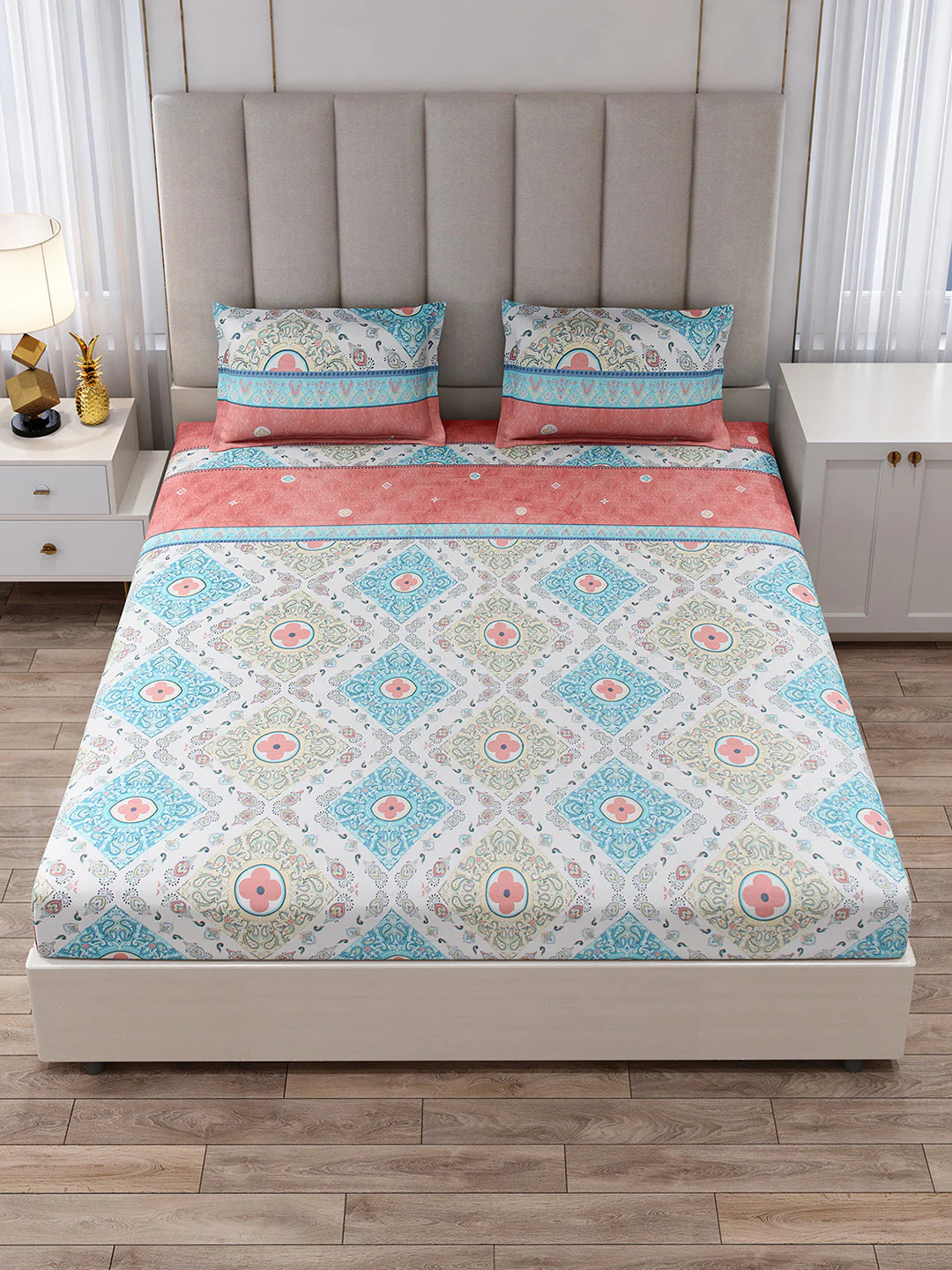 130 GSM Polyester King Size 1 Bedsheet with 2 Pillow Covers (Royal King) - Image 3