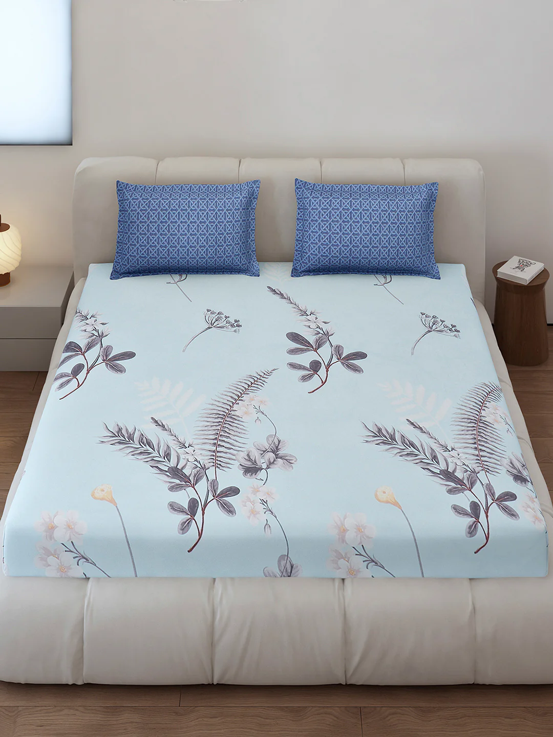 130 GSM Polyester King Size 1 Bedsheet with 2 Pillow Covers (Stanley) - Image 2