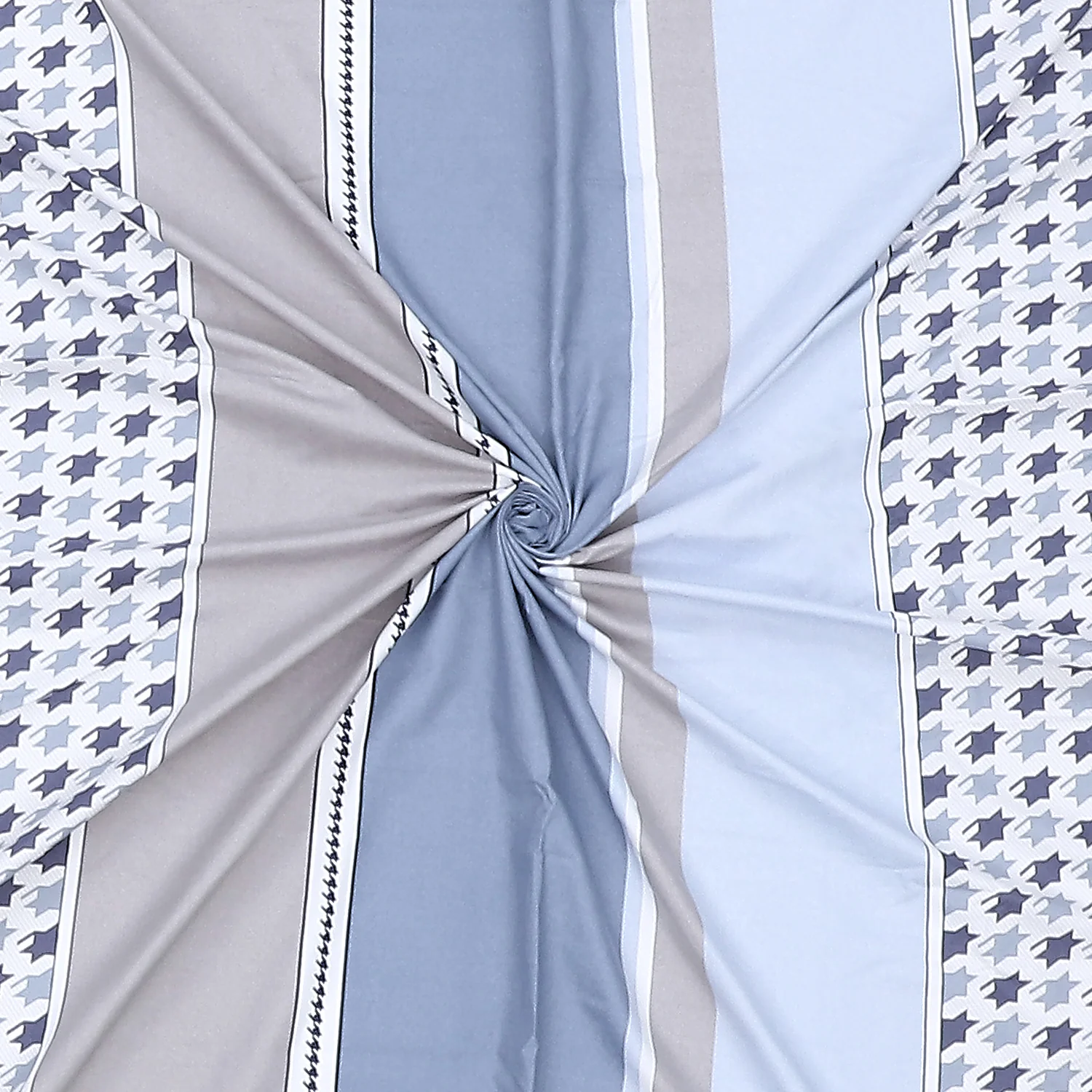 140 GSM Polyester Double Bed Bedsheet with 2 Pillow Covers - Image 9