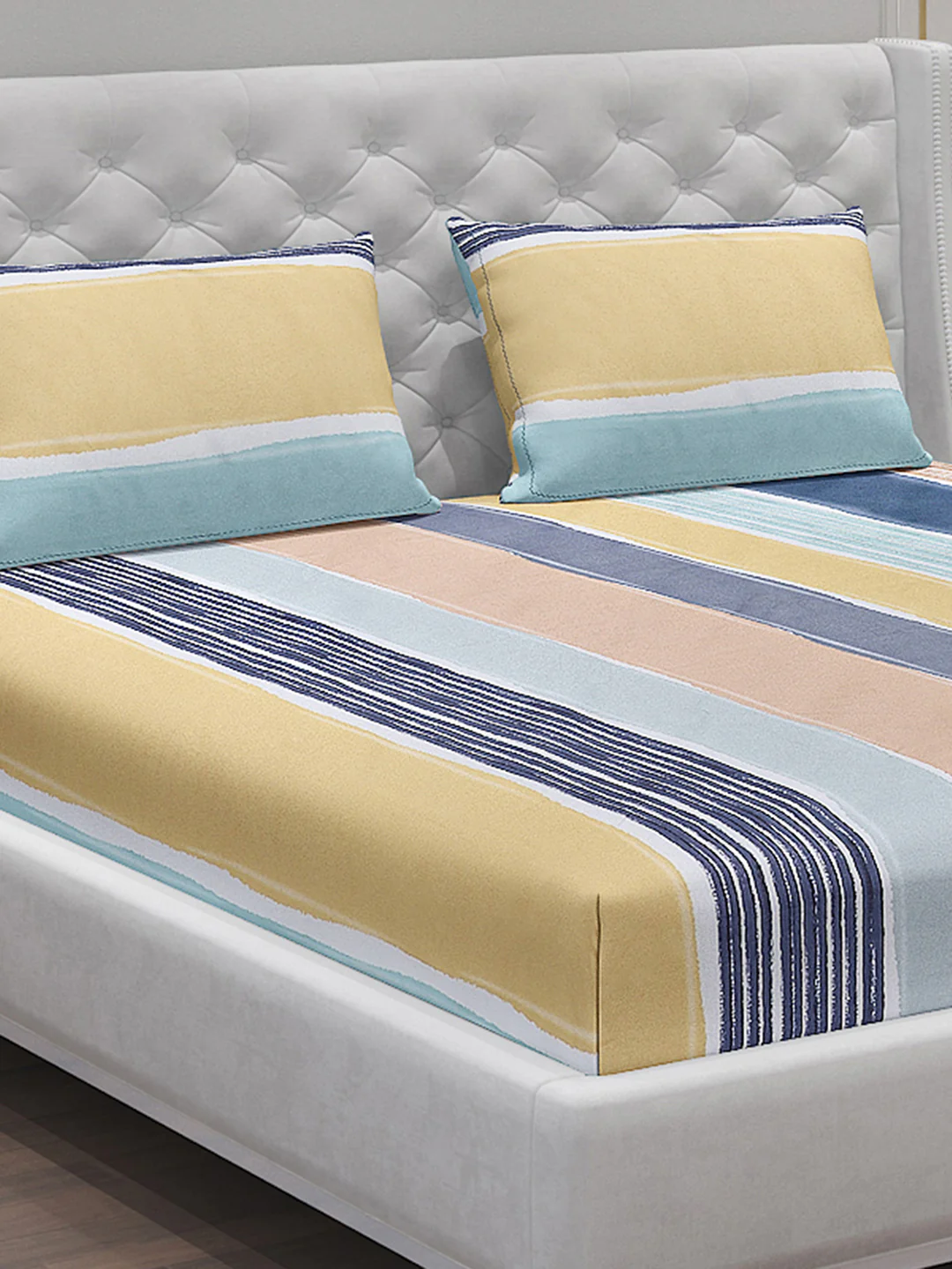 140 GSM Polyester Double Bed Bedsheet with 2 Pillow Covers - Image 5