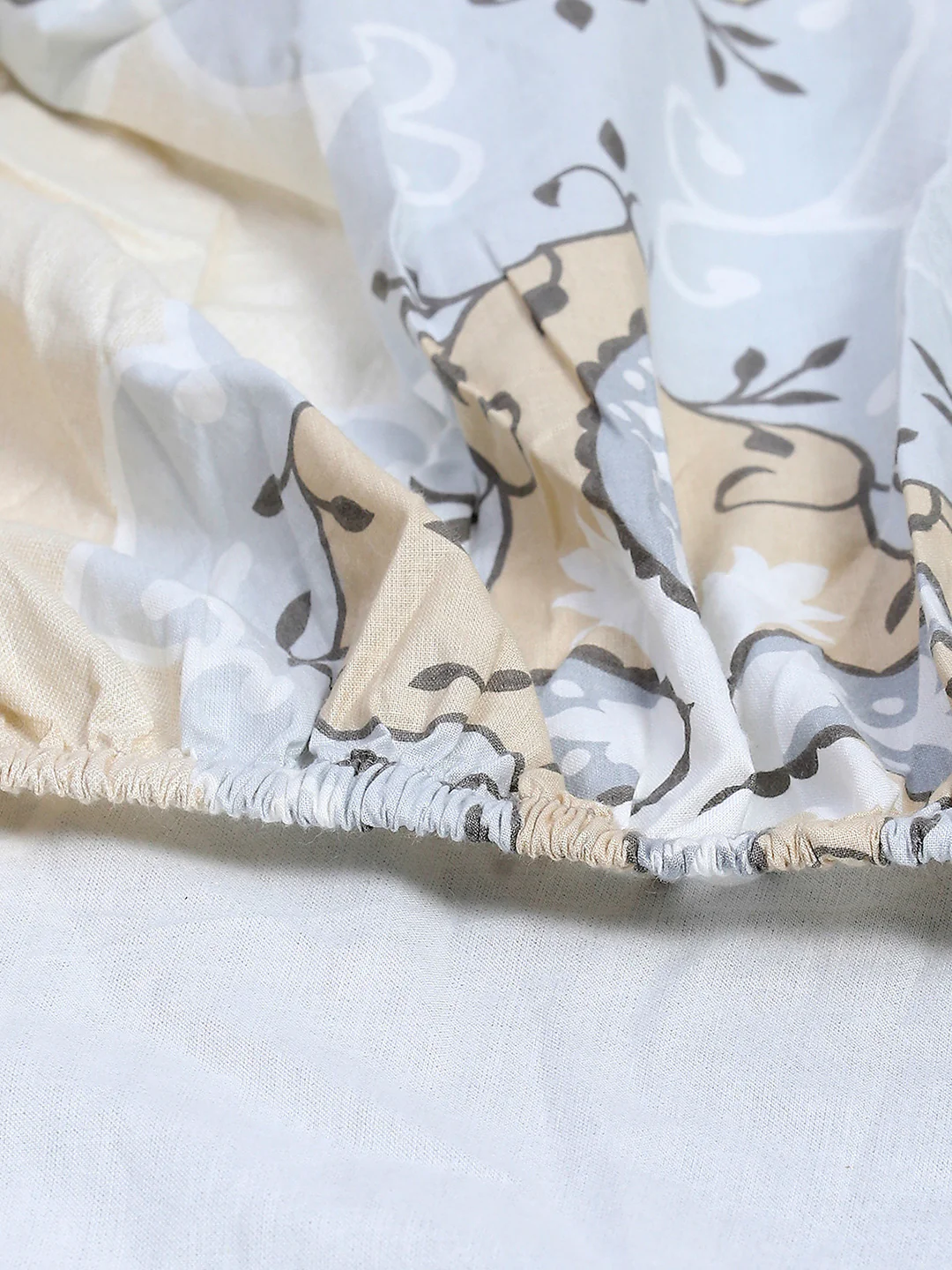 144 TC Cotton Double Bed 1 Fitted Bedsheet with 2 Pillow Cover (Solstice) - Image 9
