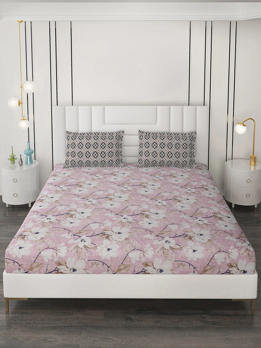 144 TC Cotton Double Bedsheet with 2 Pillow Covers - Image 2