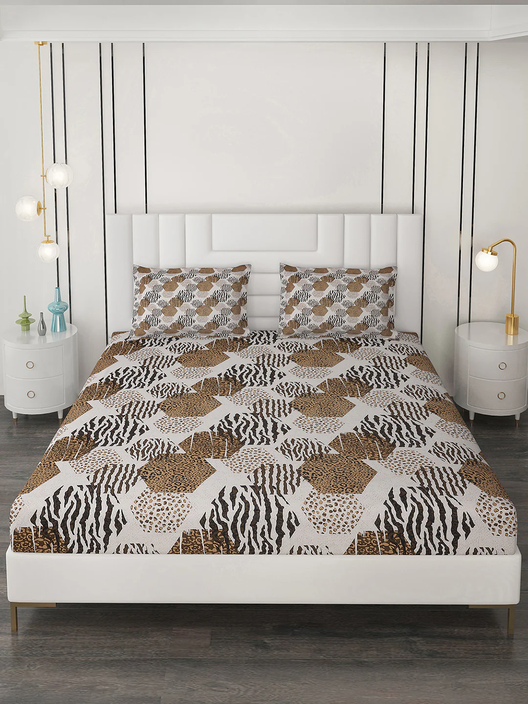 144 TC Cotton Double Bedsheet with 2 Pillow Covers - Image 2
