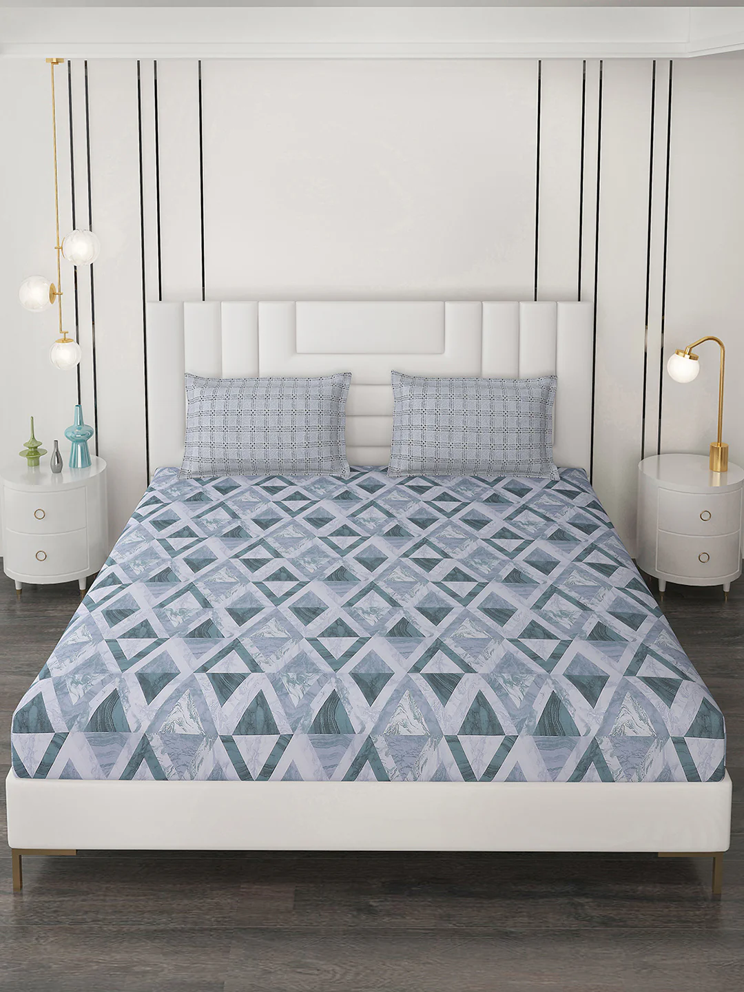 144 TC Cotton Double Bedsheet with 2 Pillow Covers - Image 2
