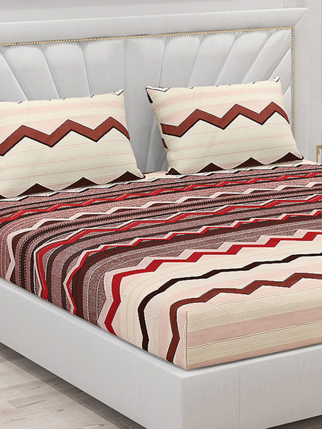 145 GSM Polyester Double Bed Bedsheet with 2 Pillow Covers - Image 5