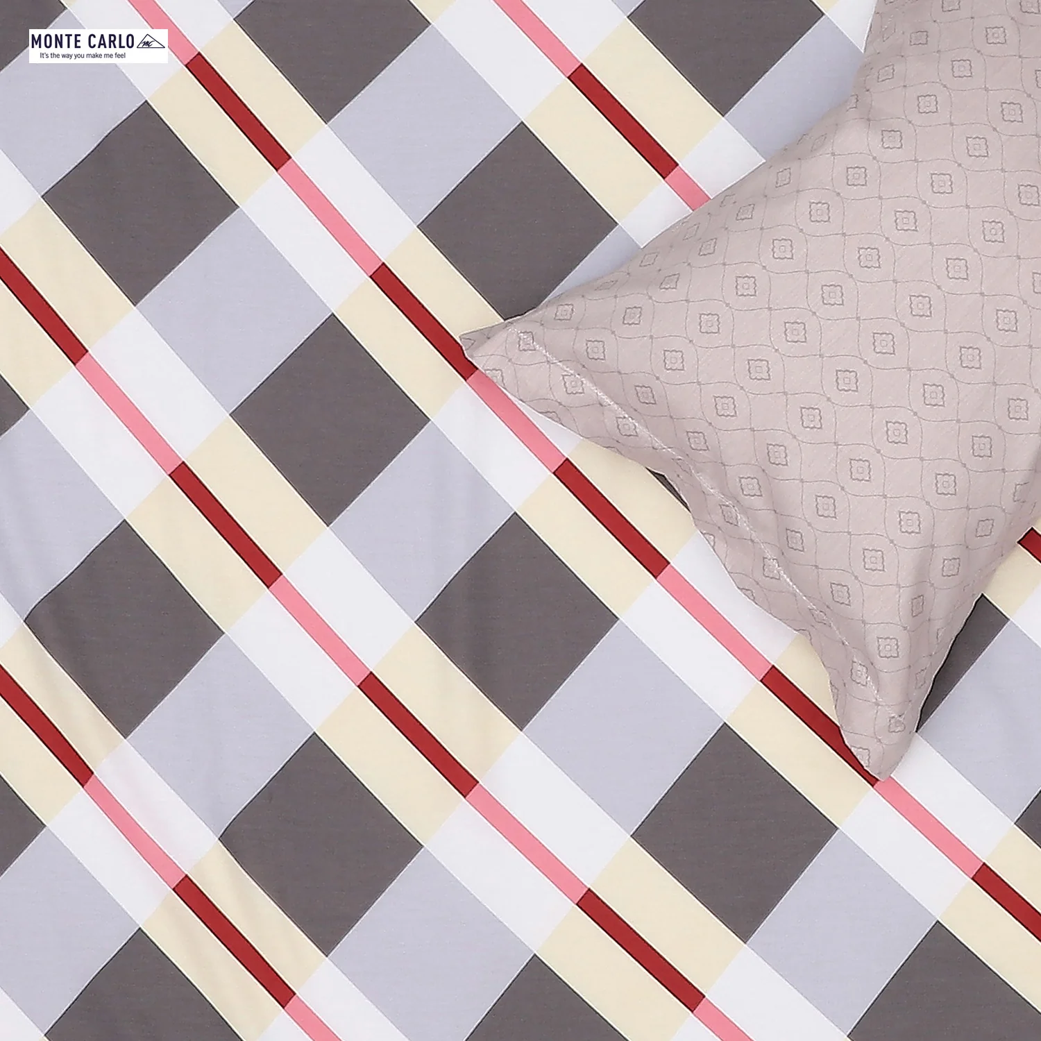 200 TC Cotton Double Bedsheet with 2 Pillow Covers - Image 5