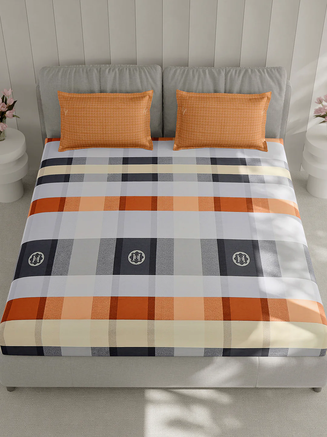 210 TC Cotton Double Bed 1 Bedsheet with 2 Pillow Covers (Ramona) - Image 2