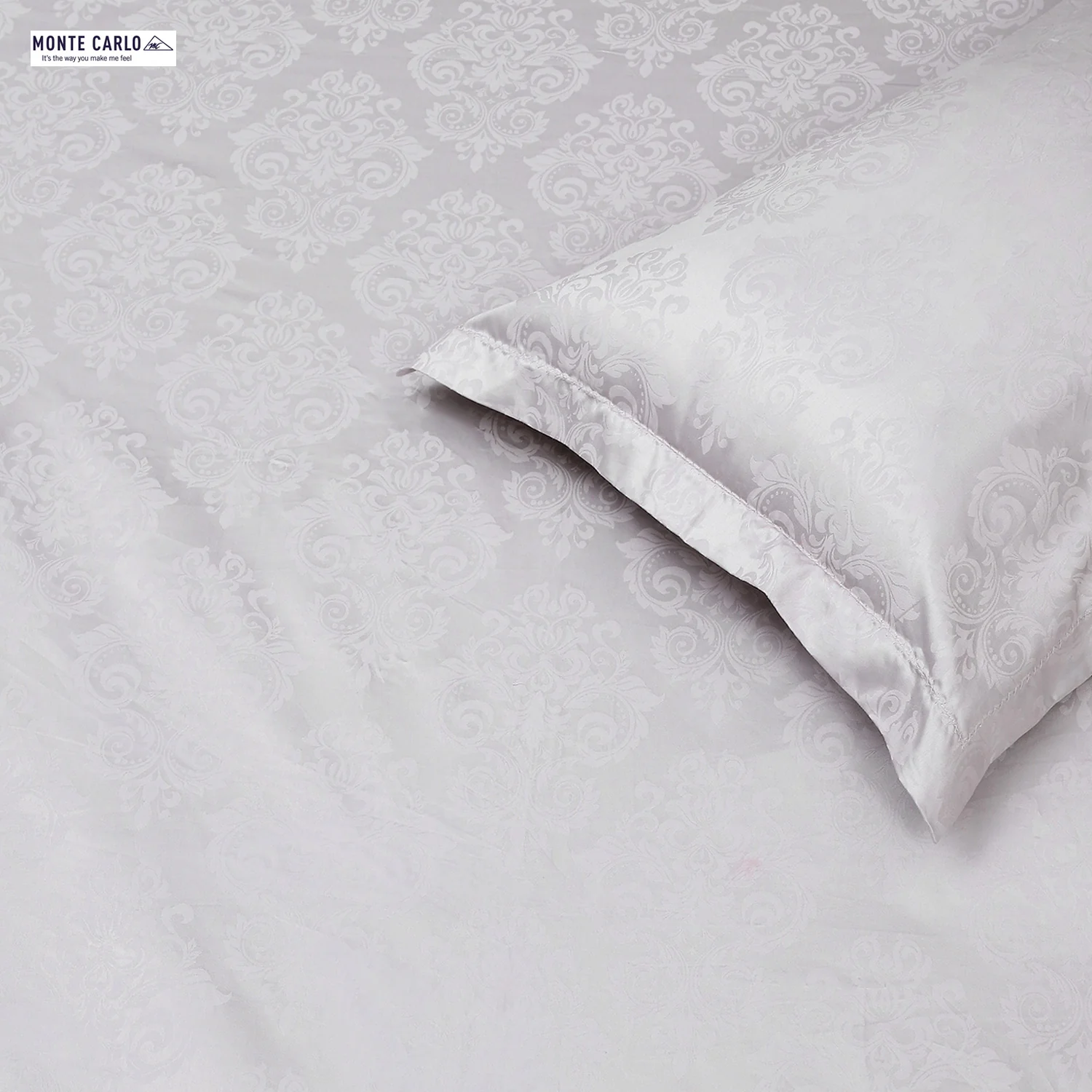 400 TC Cotton Double Bedsheet with 2 Pillow Covers - Image 5