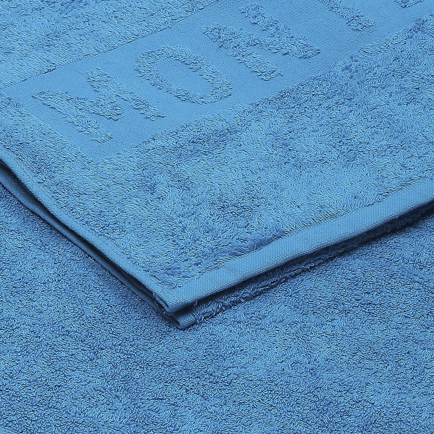 Blue Cotton 525 GSM Bath Towel - Image 3