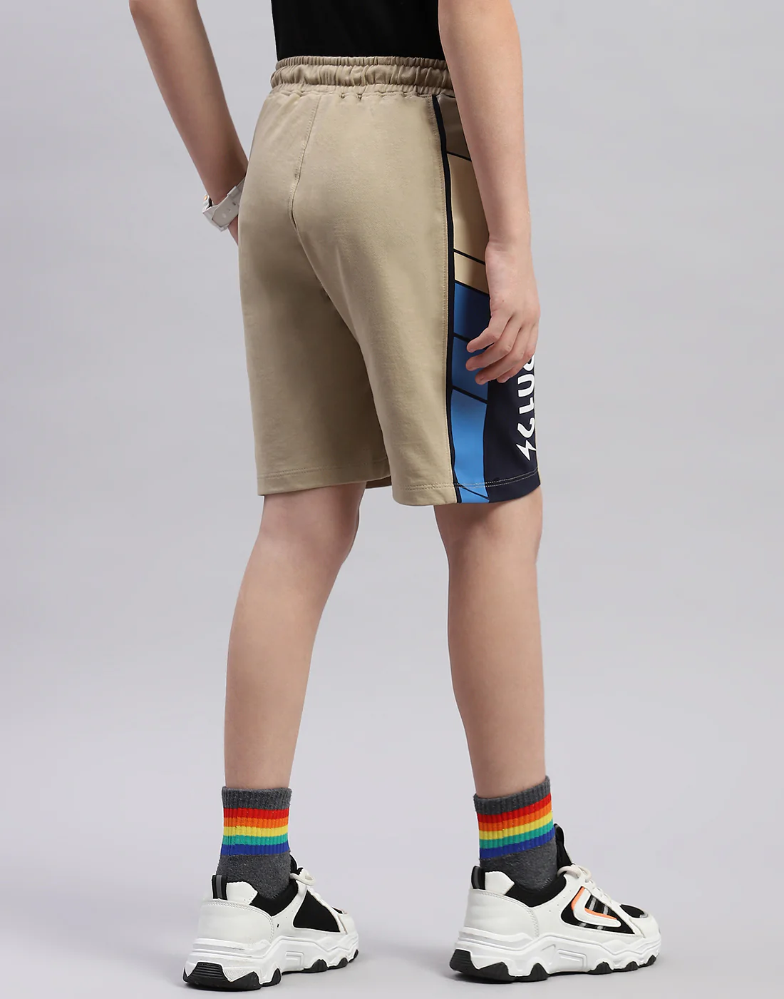 Boys Beige Printed Regular Fit Bermuda - Image 5