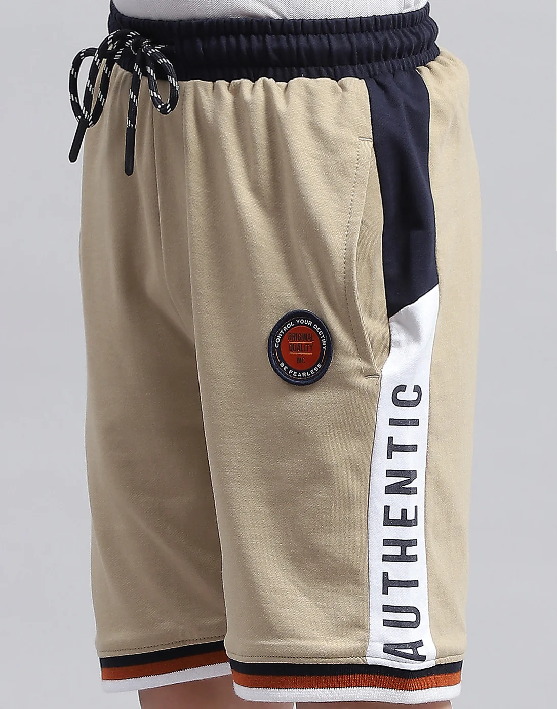 Boys Beige Printed Regular Fit Bermuda - Image 6