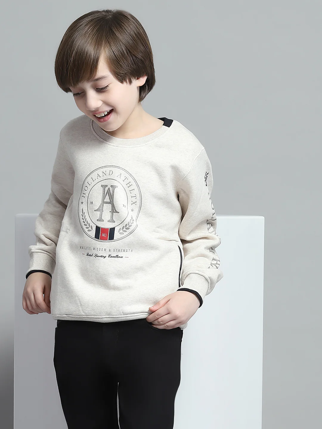 Boys Beige Printed Round Neck Full Sleeve Sweatshirt - Image 6
