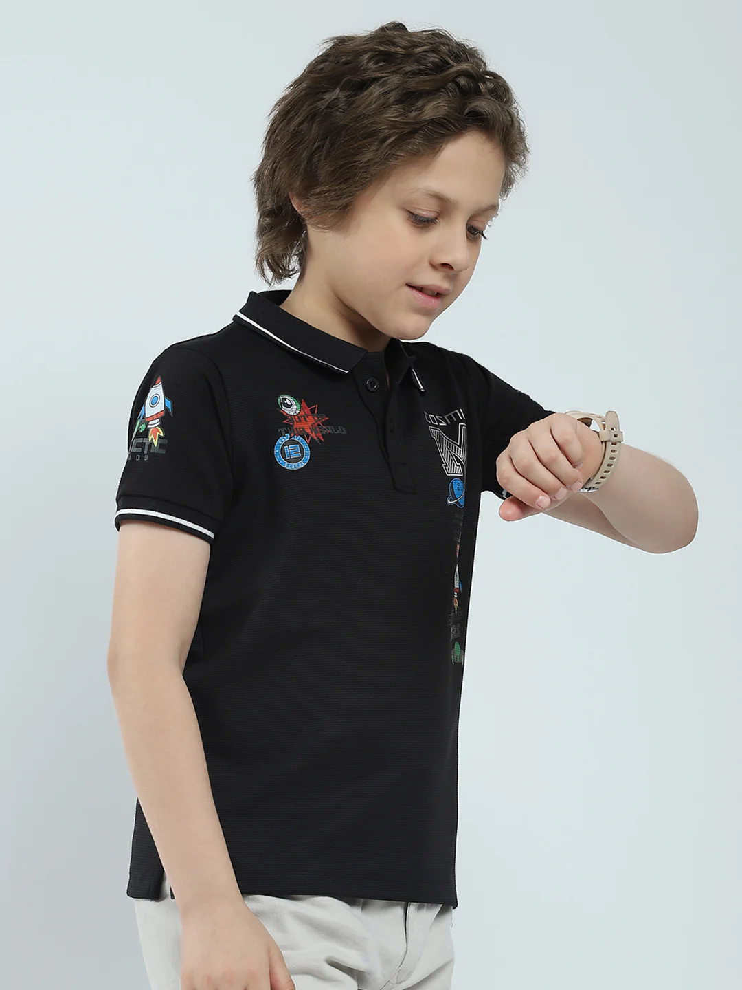 Boys Black Printed Collar Half Sleeve T-Shirt - Image 4