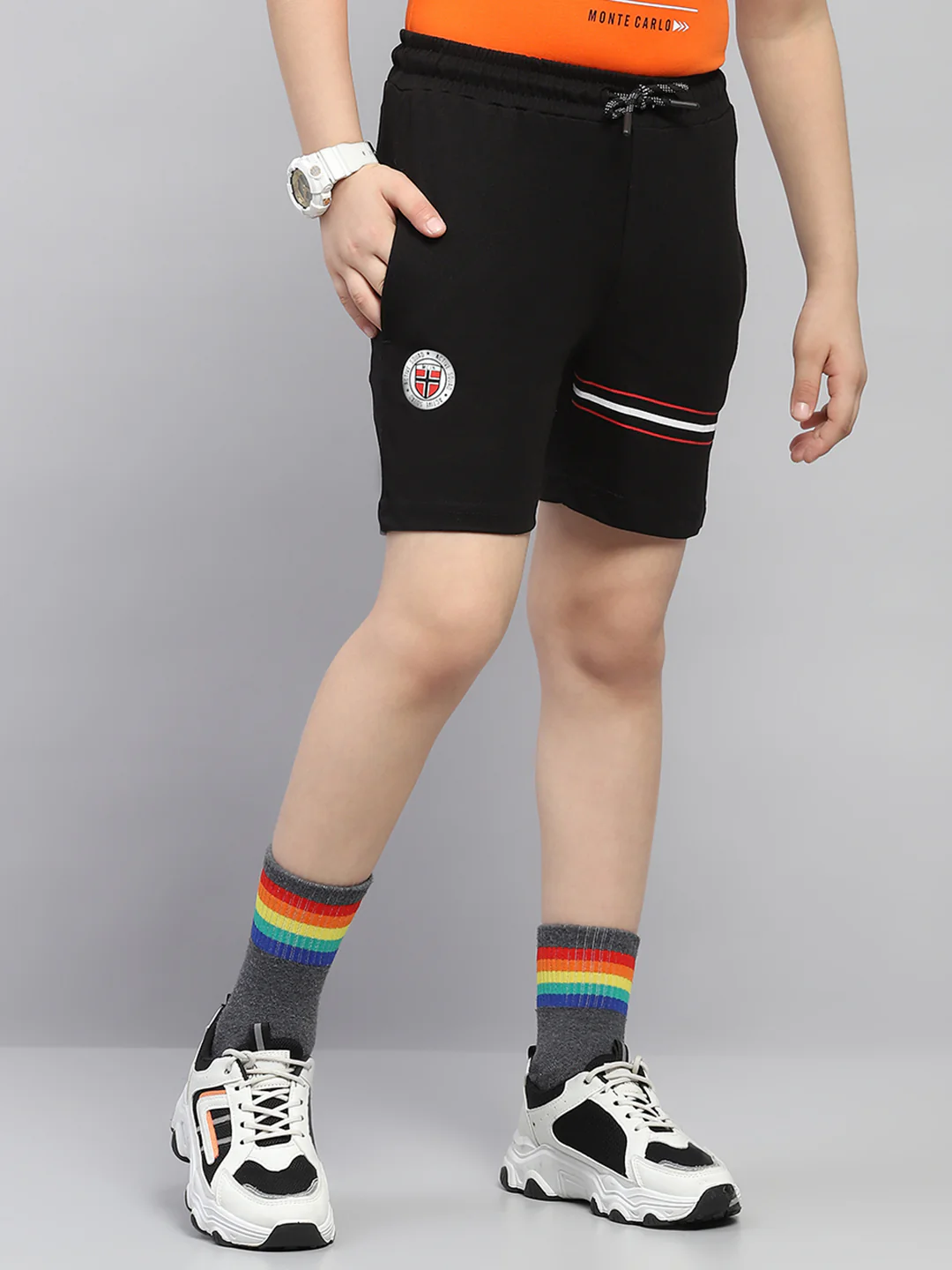 Boys Black Printed Regular Fit Bermuda - Image 4