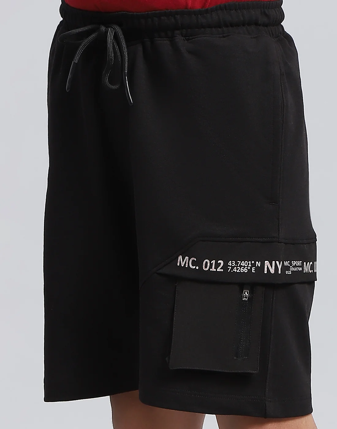 Boys Black Printed Regular Fit Bermuda - Image 6