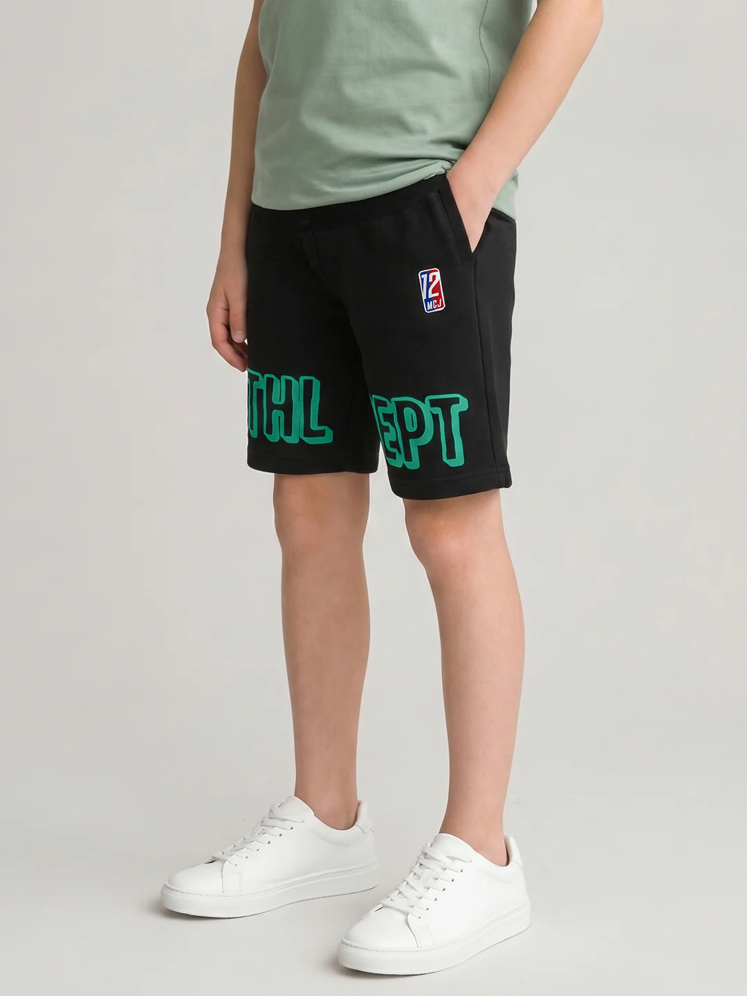 Boys Black Printed Regular Fit Shorts - Image 3