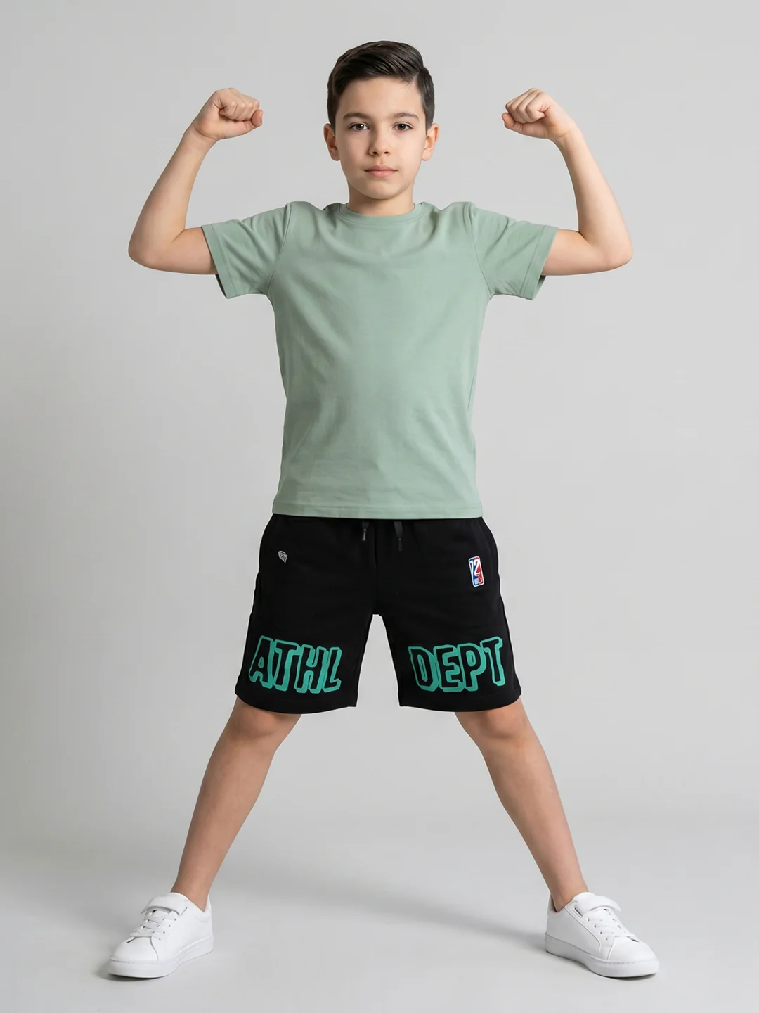 Boys Black Printed Regular Fit Shorts - Image 5