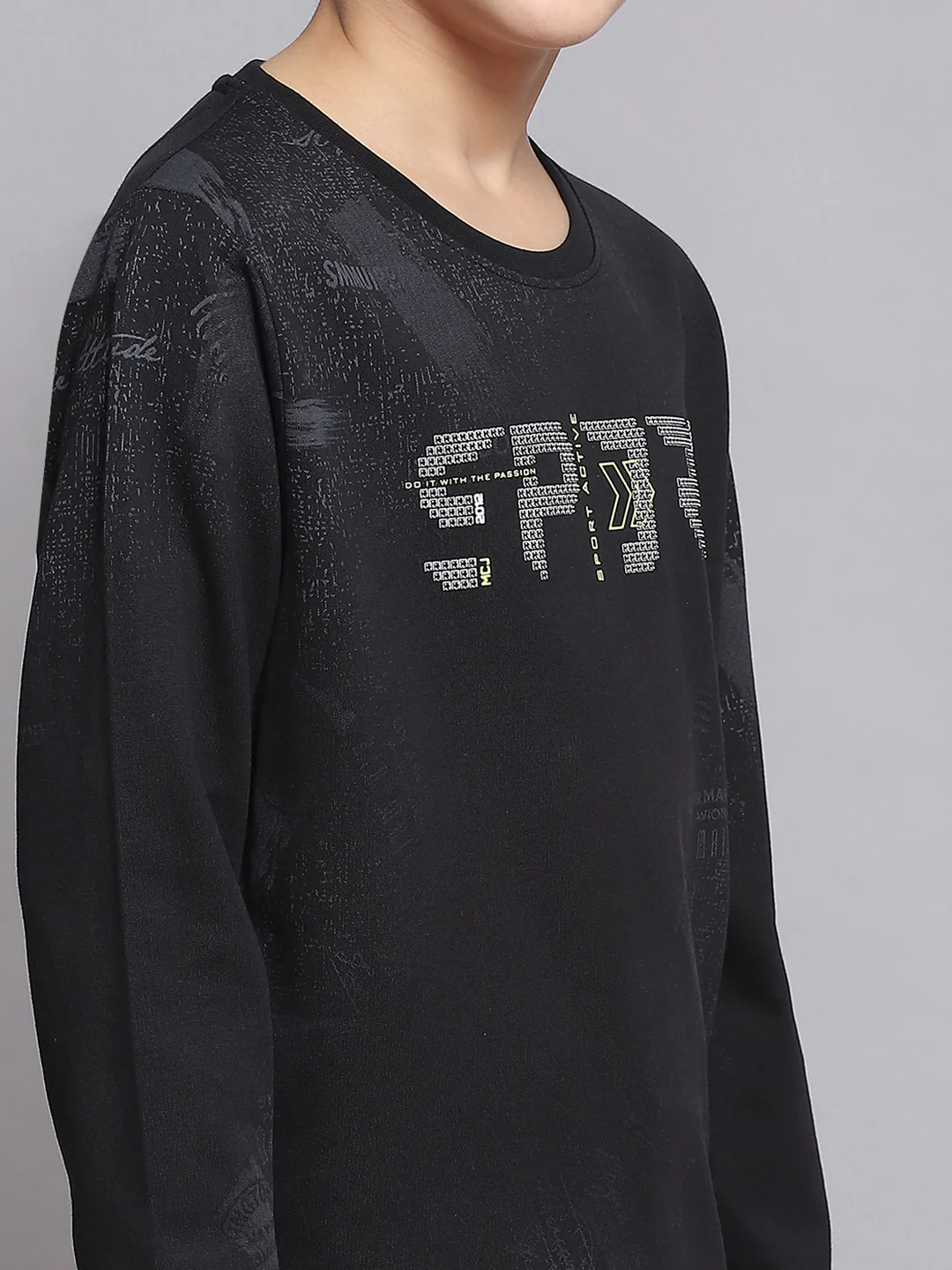 Boys Black Printed Round Neck Full Sleeve Sweatshirt - Image 6