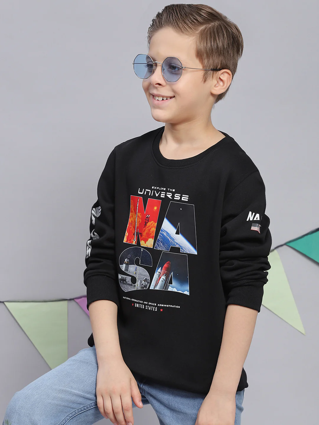 Boys Black Printed Round Neck Full Sleeve Sweatshirt - Image 2