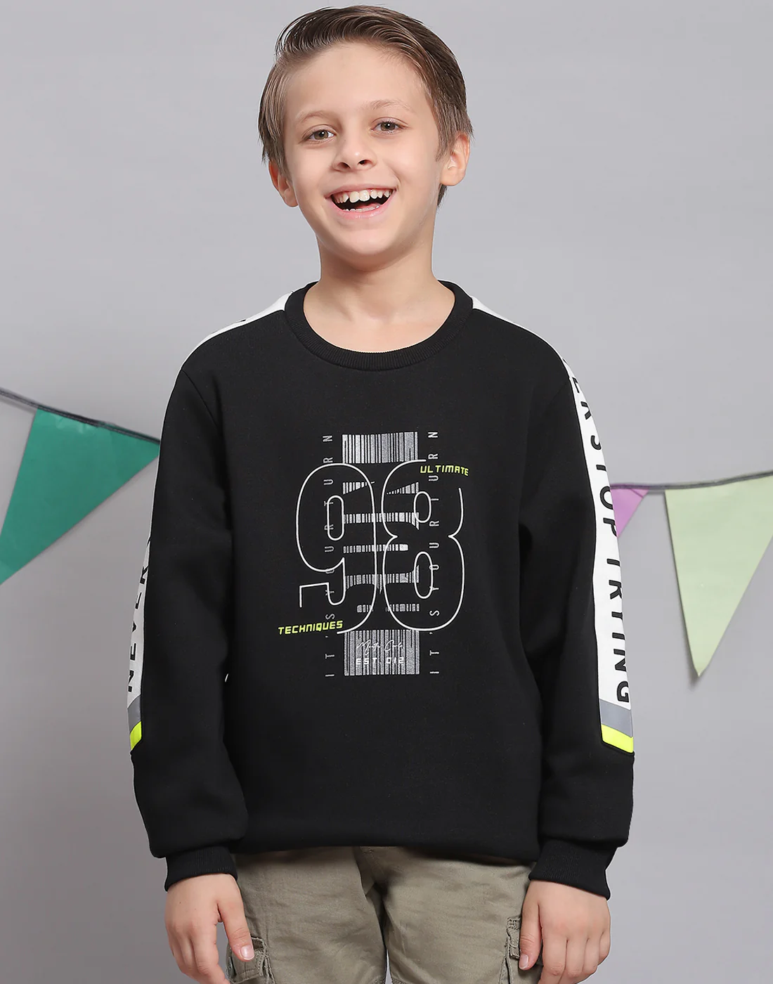 Boys Black Printed Round Neck Full Sleeve Sweatshirt - Image 2
