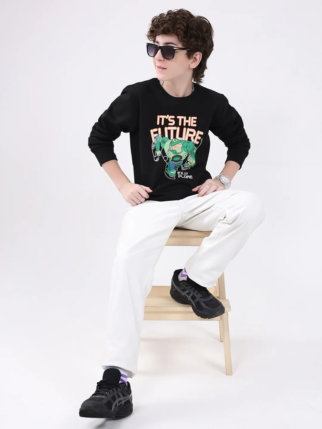 Boys Black Printed Round Neck Full Sleeve Sweatshirt - Image 2