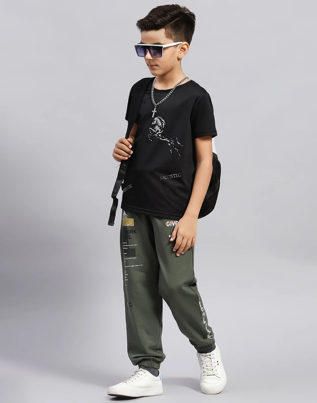 Boys Black Printed Round Neck Half Sleeve T-Shirt - Image 2