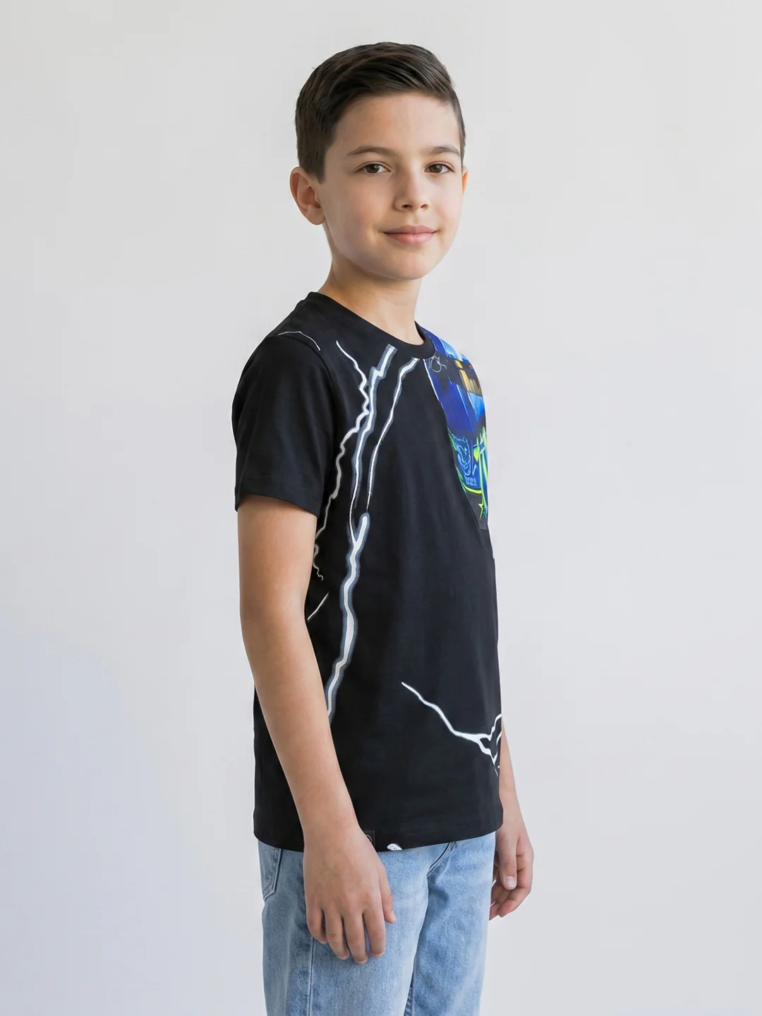 Boys Black Printed Round Neck Half Sleeve T-Shirt - Image 2