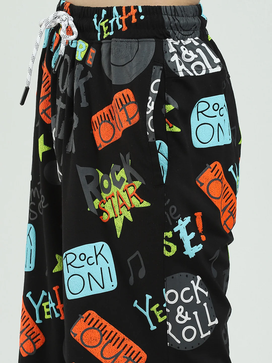 Boys Black Printed Round Neck Half Sleeve Bermuda Set - Image 9