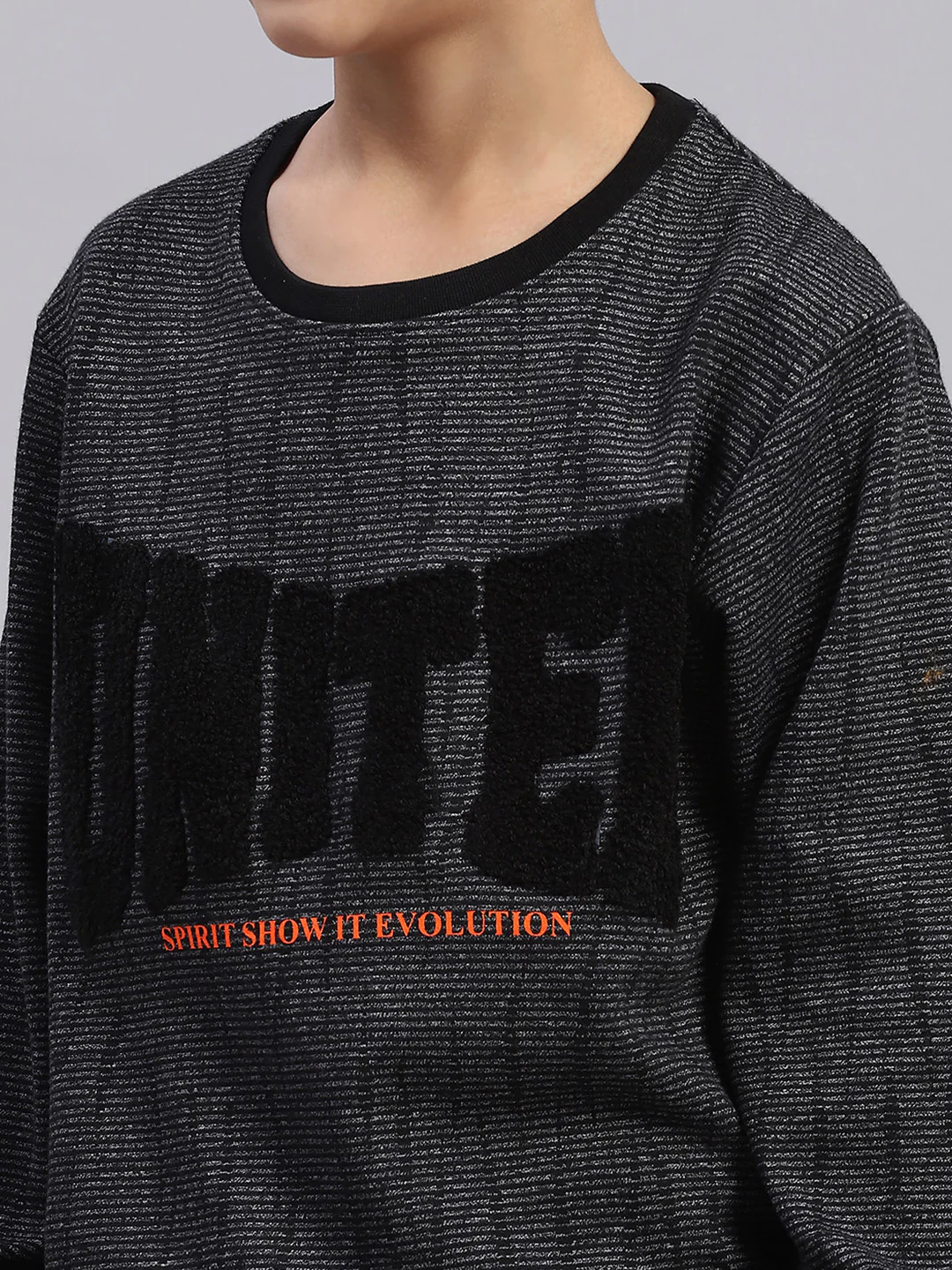 Boys Black Self Design Round Neck Full Sleeve Sweatshirt - Image 6