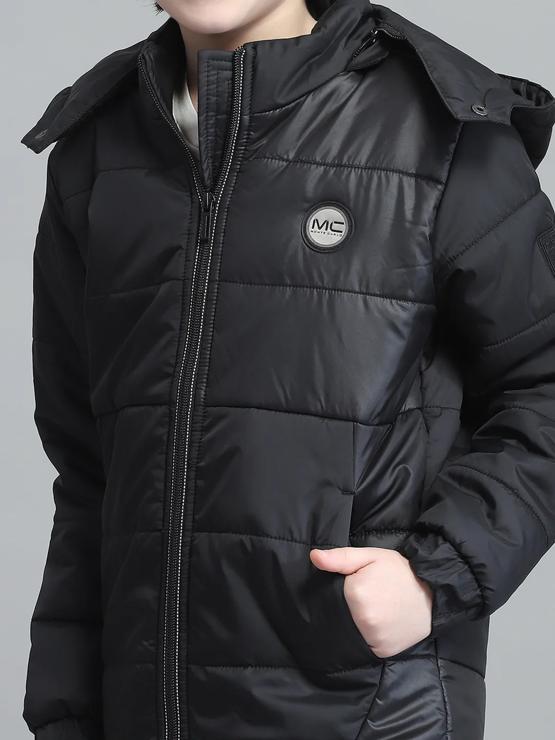 Boys Black Solid Hooded Full Sleeve Jacket - Image 7