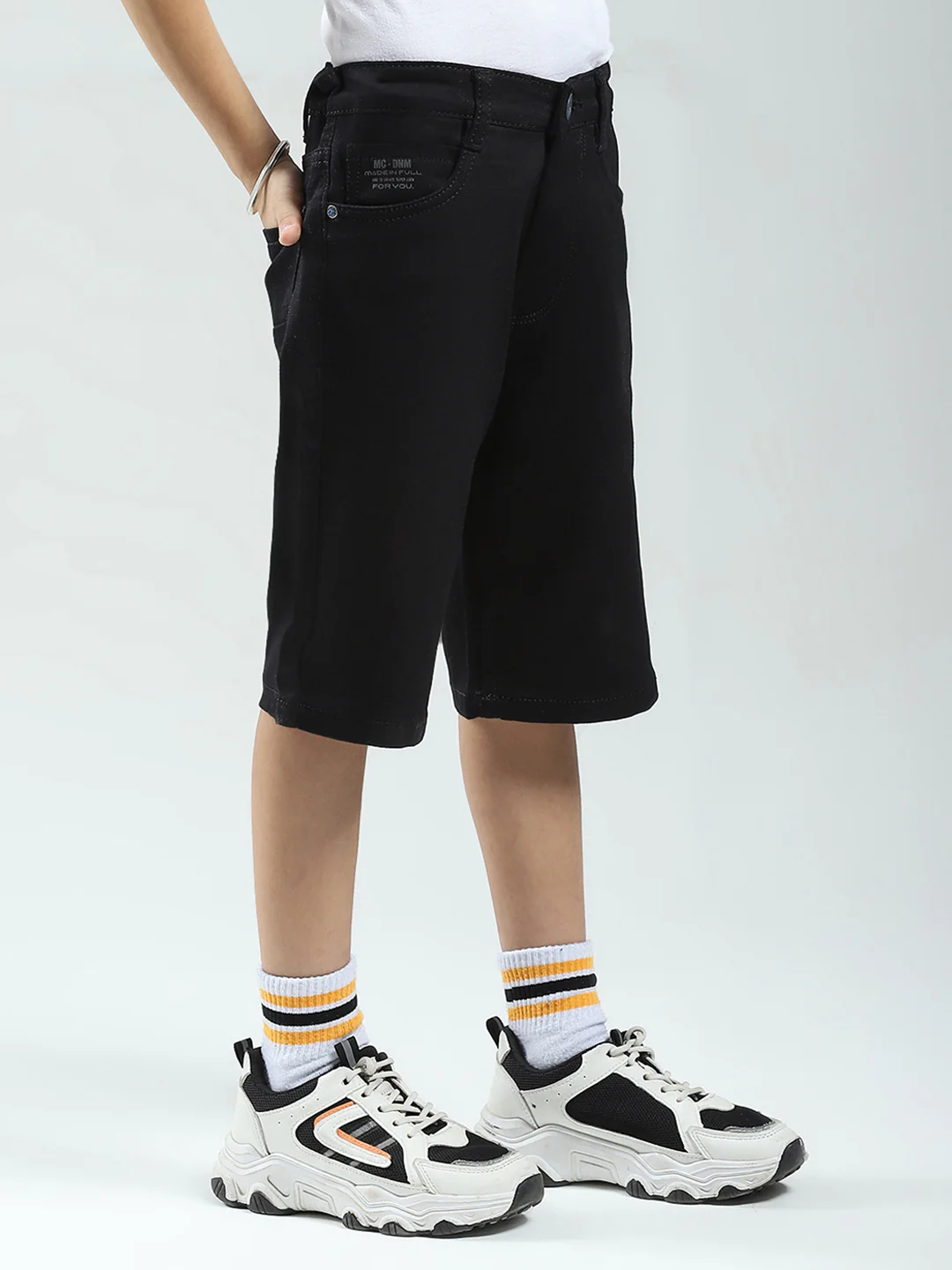 Boys Black Solid Regular Fit Shorts - Image 4